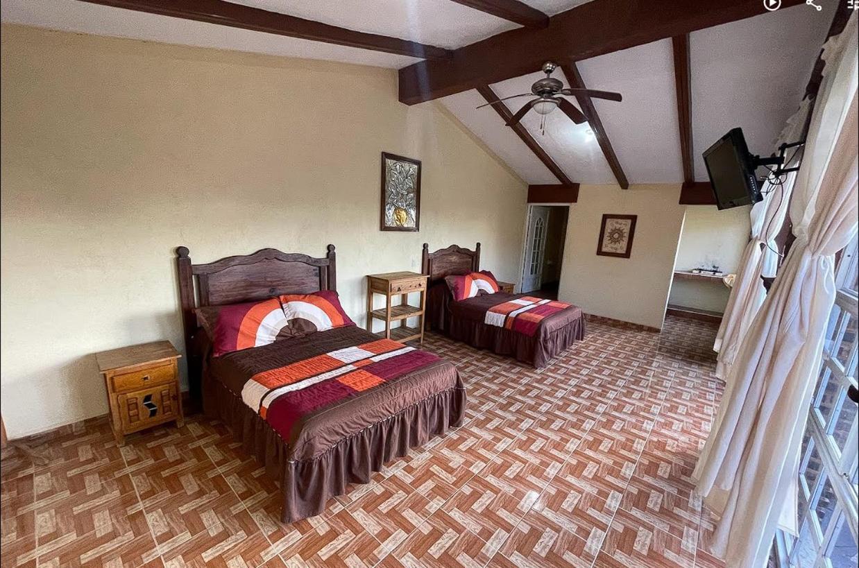 Hotel Quinta Las Bugambilias Tecozautla Esterno foto