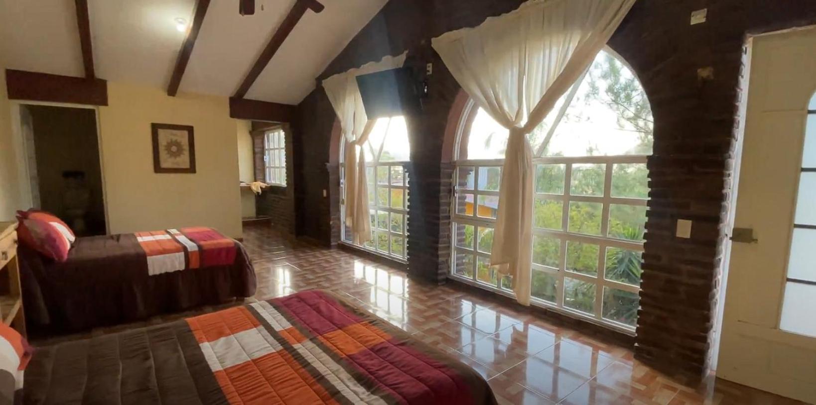 Hotel Quinta Las Bugambilias Tecozautla Esterno foto