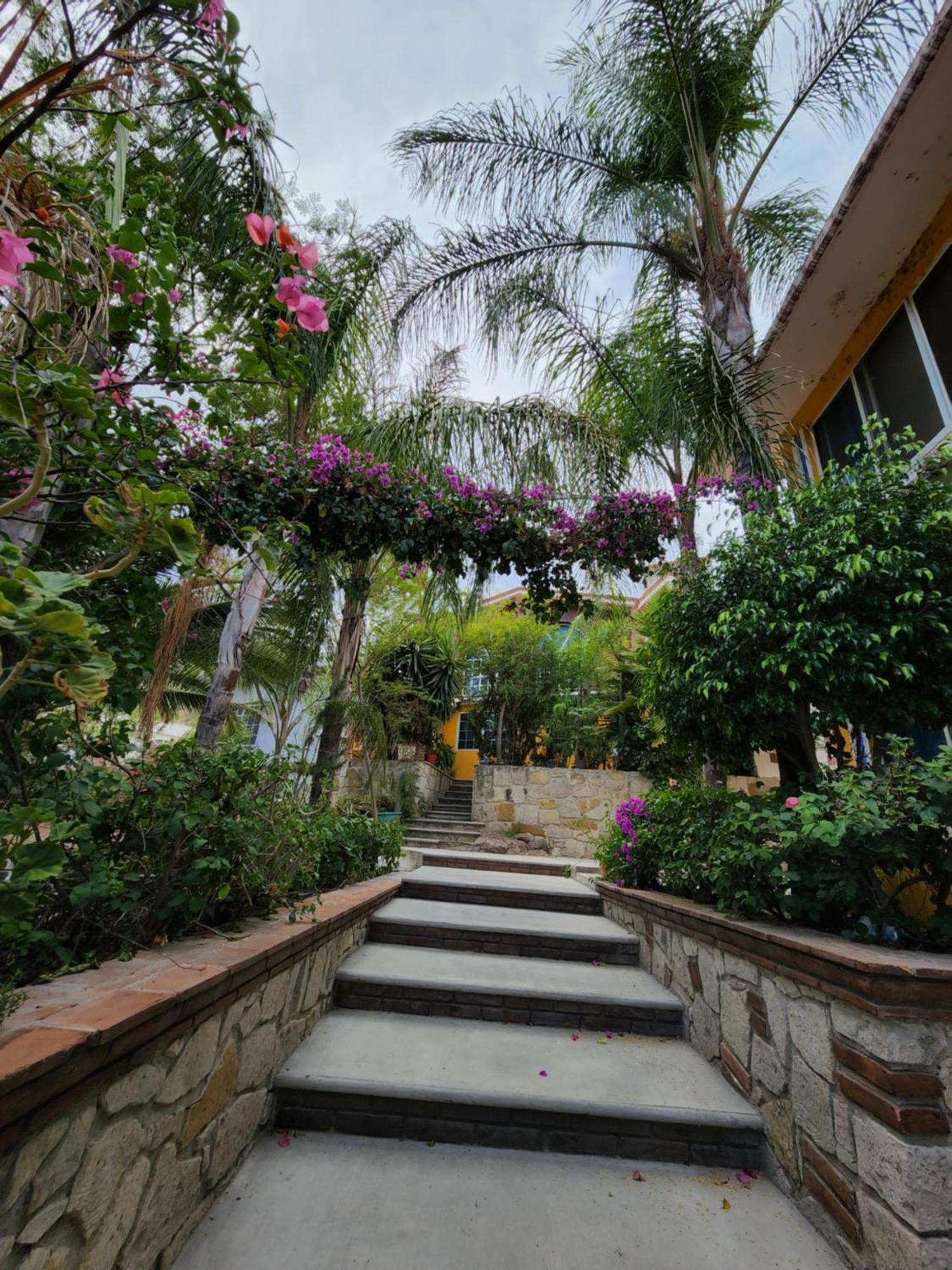 Hotel Quinta Las Bugambilias Tecozautla Esterno foto