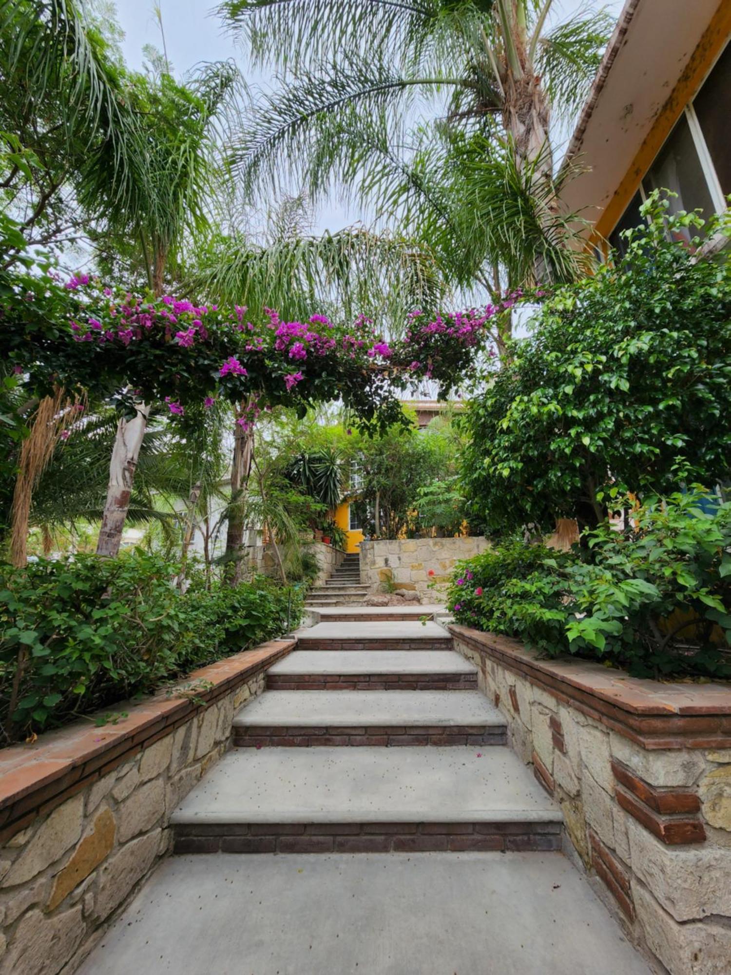 Hotel Quinta Las Bugambilias Tecozautla Esterno foto